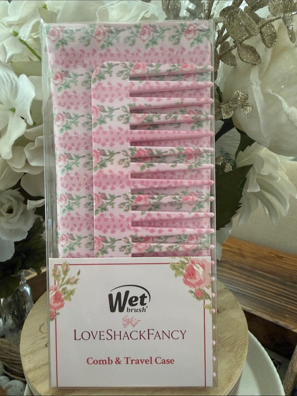 LoveShackFancy / wet brush Pink Rose- Print Travel case and Comb Set